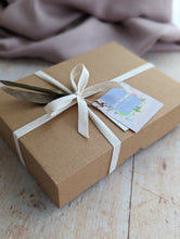 Load image into Gallery viewer, Bliss soap gift set
