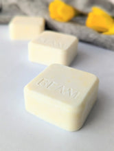 Load image into Gallery viewer, Salt spa soap with lemon
