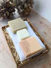 Load image into Gallery viewer, Bliss soap gift set
